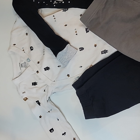 5/$30 Pajama Bundle 1 Set 1 Top 1 Bodysuit 1 Pants 1 Shorts - Picture 3 of 5